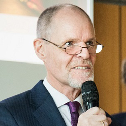Klaus Wolter, Leiter der Vergabestelle für Berechtigungszertifikate beim Bundesverwaltungsamt